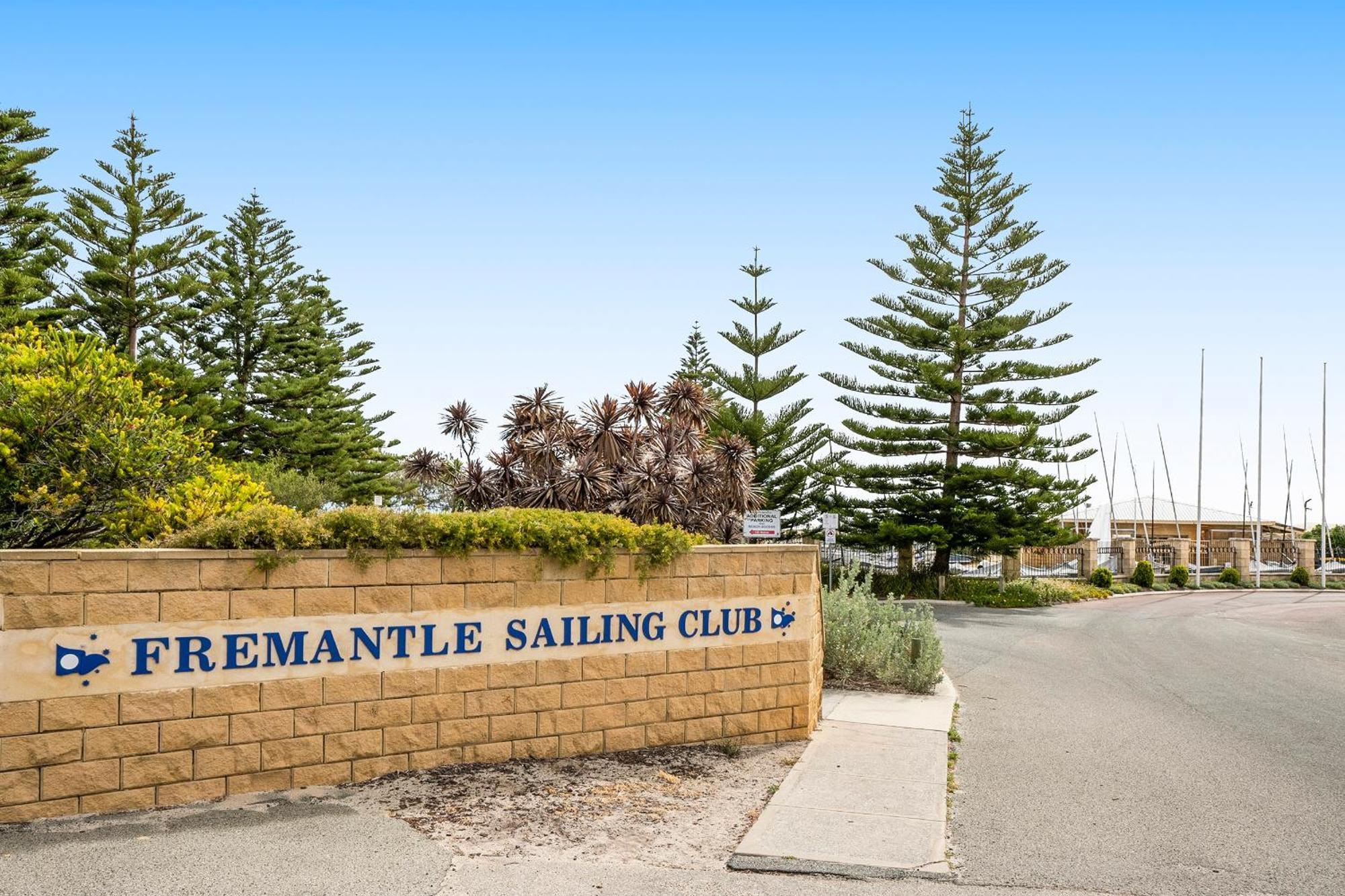 Leisurely Manor - Spacious Three Bedroom Home In Fremantle Exterior photo